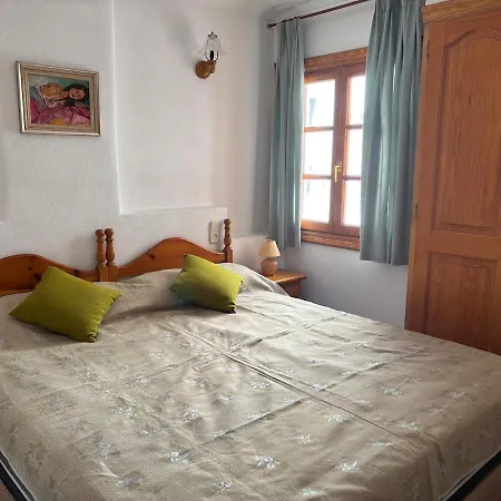 Beachside Two-bedroom Apartment Guardamar del Segura